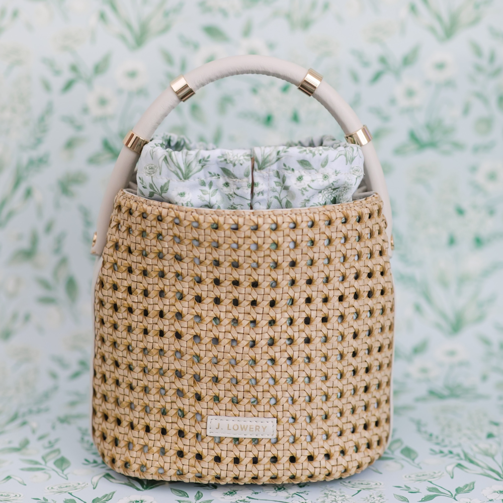 ☆JILLSTUART☆ Luna Bucket Bag 3 Colors JLBA4E651I2 JLBA4E65 ☆JILLSTUART☆ Luna Bucket Bag 3 Colors JLBA4E651I2 JLBA4E65